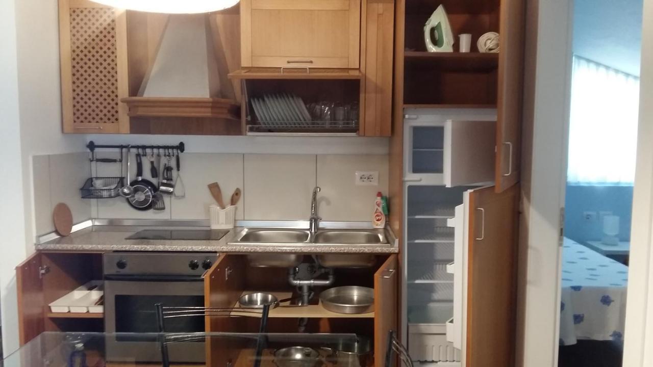 Villa Leyland Golem  Kültér fotó