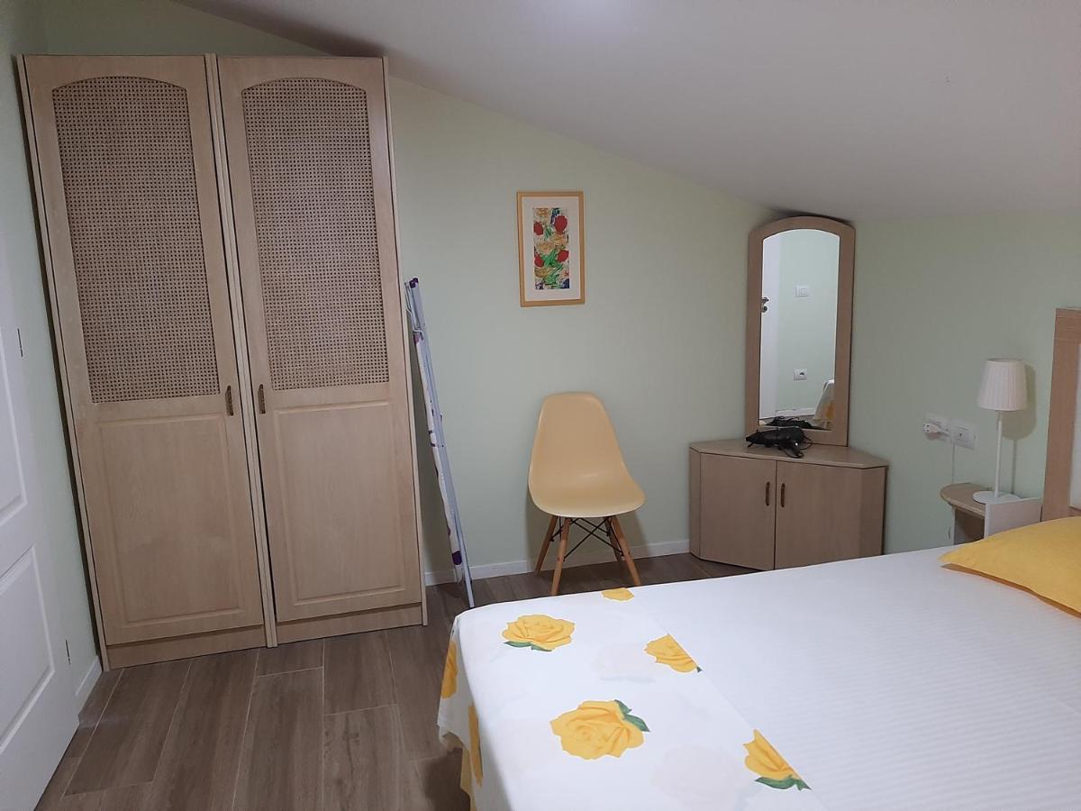 Villa Leyland Golem  Kültér fotó