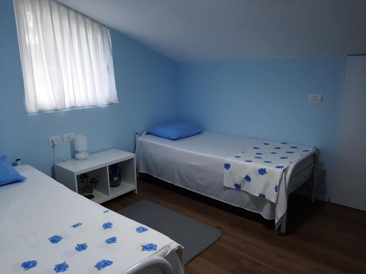 Villa Leyland Golem  Kültér fotó
